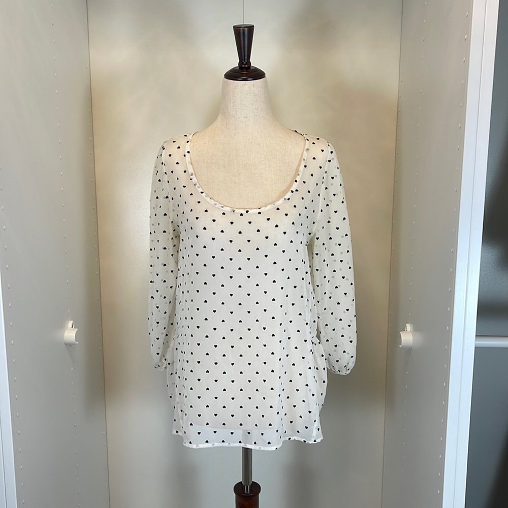 Moonlight White with Black Heart Blouse Size Small